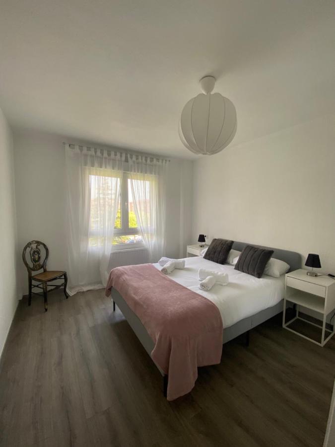 173A Amplio Apartamento Moderno Хіхон Екстер'єр фото